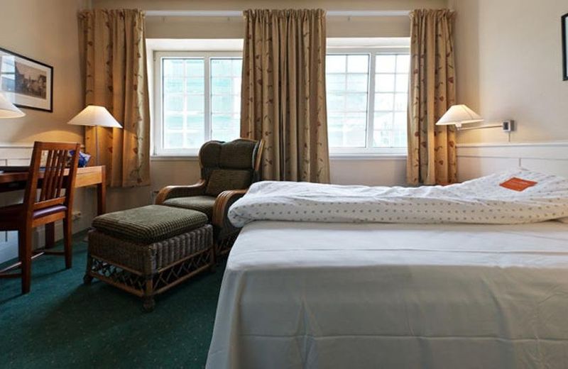 COMFORT HOTEL NOBEL