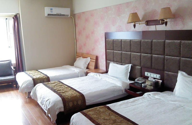XI`AN CENTRAL PLAZA HOTEL