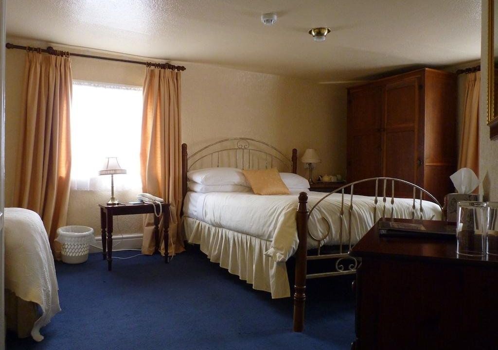 The Falcon Hotel