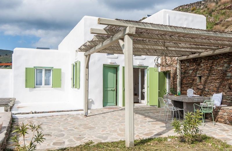 Ianemi Suites by K4 Kythnos