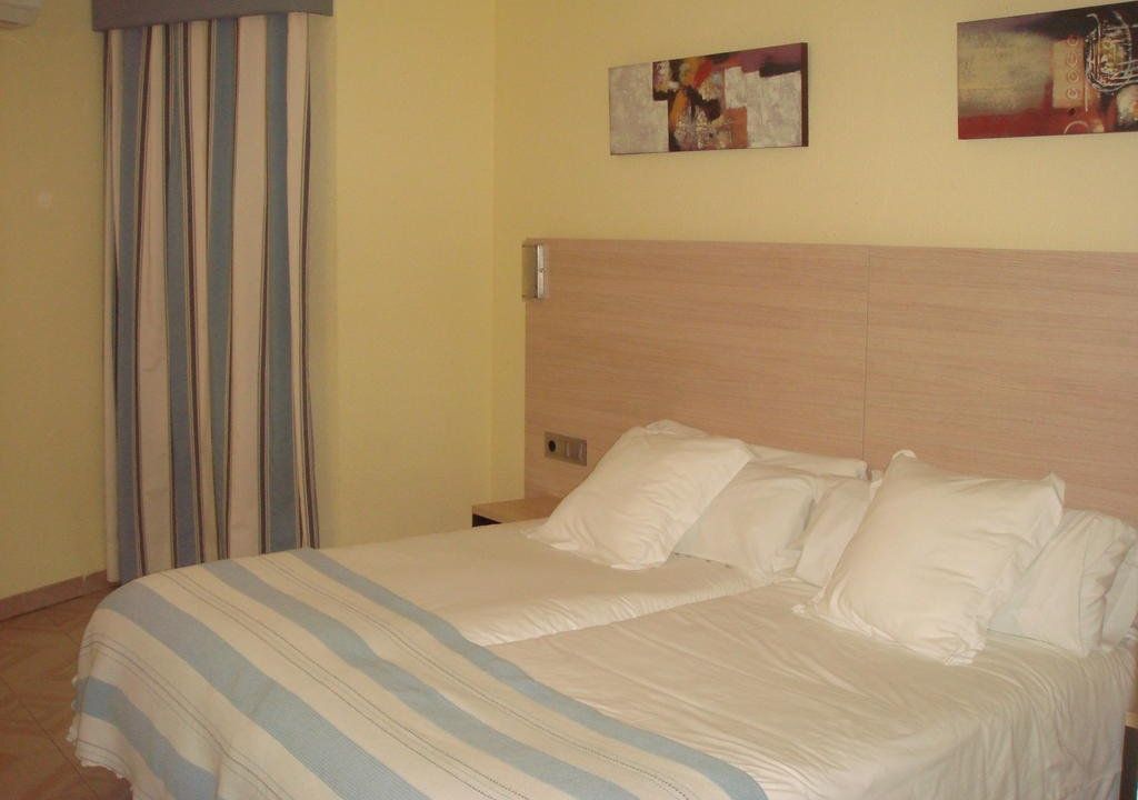 Hotel Oasis Familiar