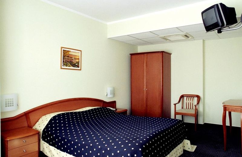 Tarej Hotel
