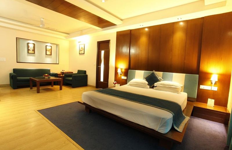Flag House Resort (18 Kms From Shimla)