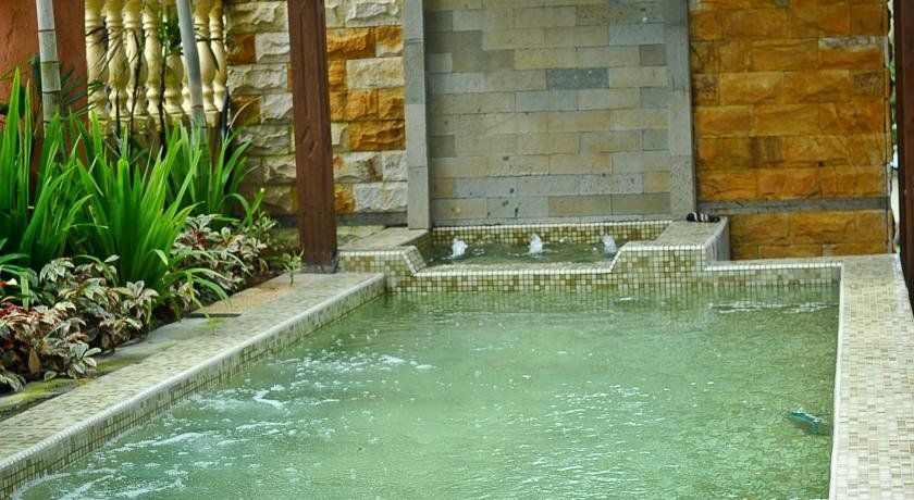 Outdoor Pictures 8