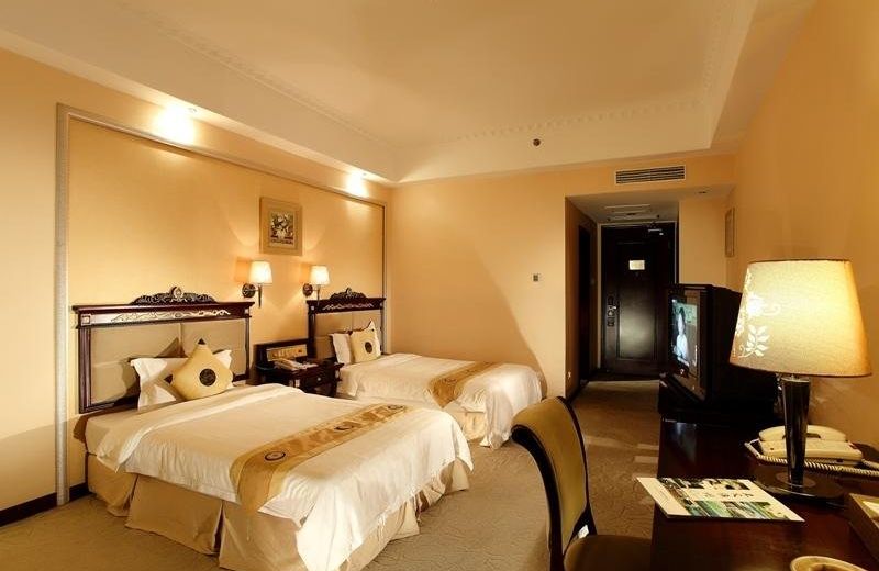 HNA NEW WORLD HOTEL DANZHOU