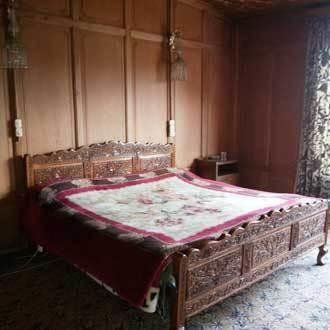 Billoo Palace Houseboat