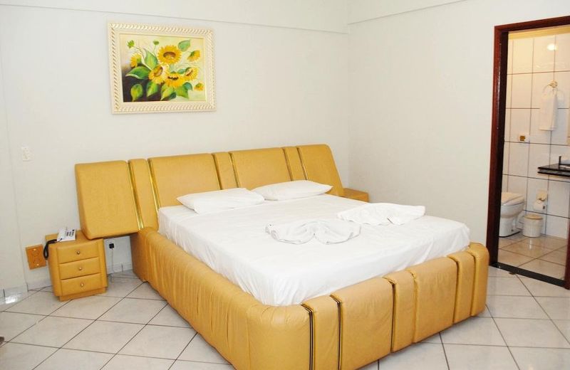 HOT STAR HOTEL