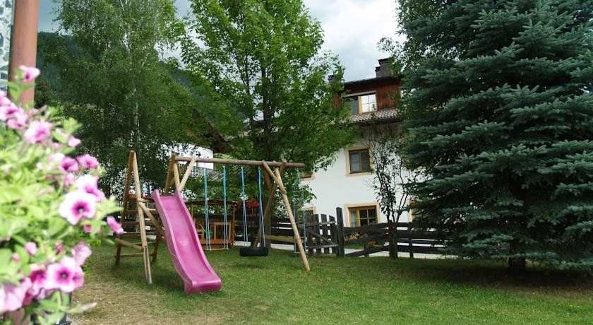 Outdoor Pictures 21