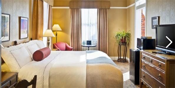Hassayampa Inn