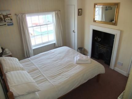 Waterside Guesthouse
