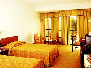 LAKE VILLAGE RESORT