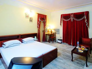 RANTHAMBHORE SAFARI LODGE