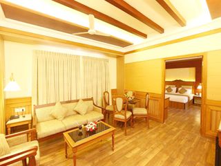 Hotel Airlink Castle