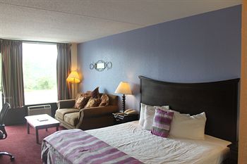 Ozark Valley Inn