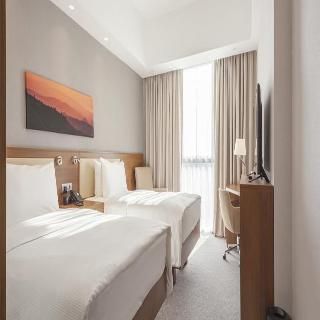 Hampton By Hilton Kocaeli Symbol
