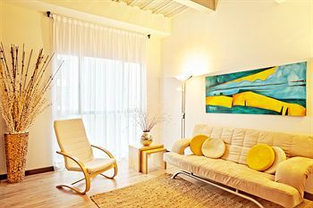 Habitat Suites Hotel