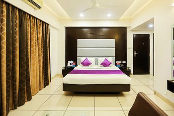 ZO Rooms Chinchwad Station