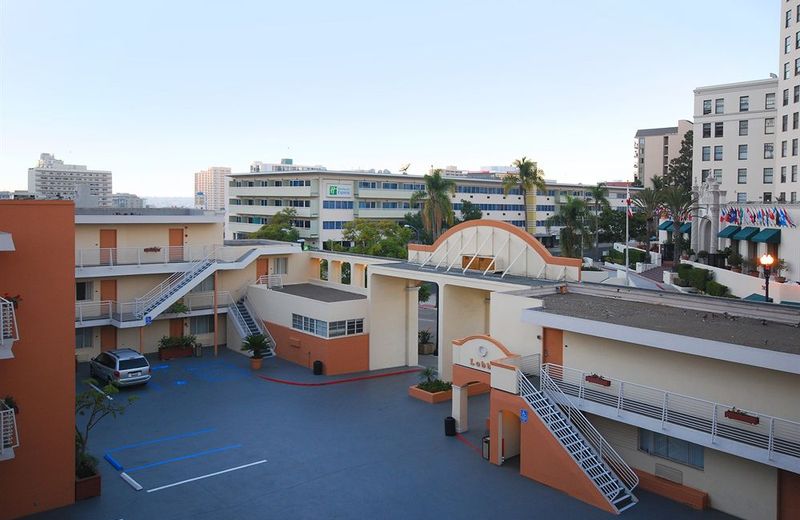 Baymont by Wyndham San Diego Downtown