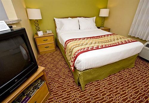 TownePlace Suites Fresno