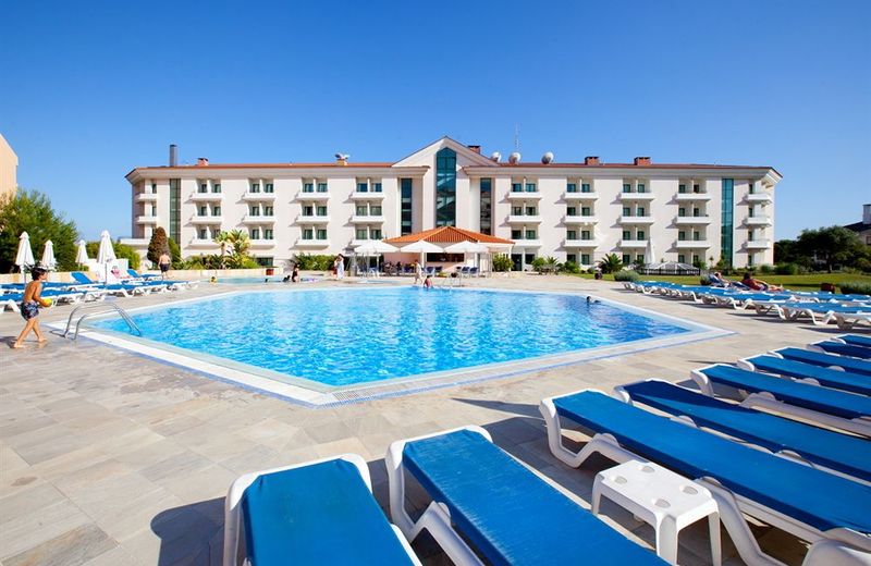 Riviera Hotel