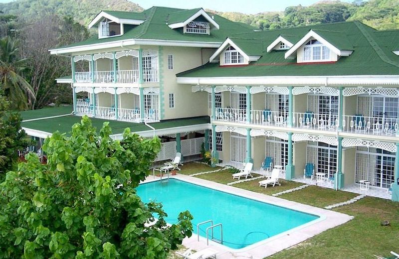 Palm Beach Hotel
