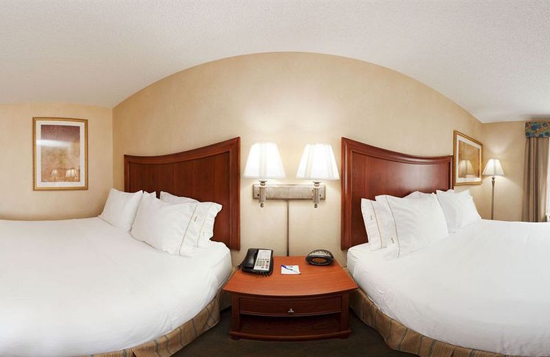 Holiday Inn Express Hotel & Suites Auburn Hills, an IHG Hotel