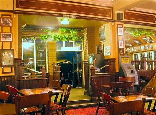 OYO The Green Man Pub And Hotel