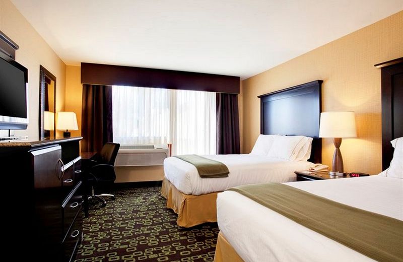 Holiday Inn Express Hotel & Suites Woodland Hills, an IHG Hotel