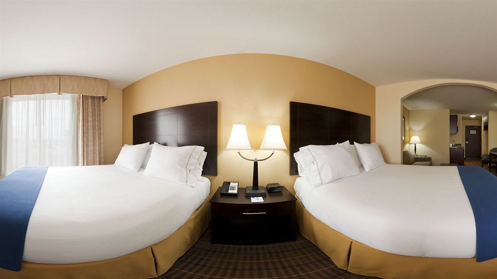 Holiday Inn Express and Suites Hotel - Pauls Valley, an IHG Hotel