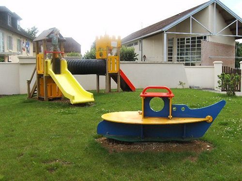 Outdoor Pictures 18