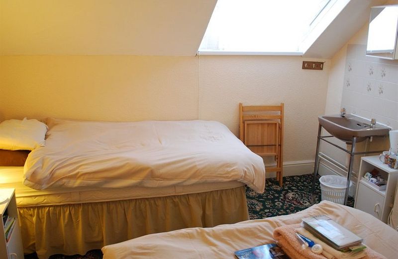 MAYVILLE GUEST HOUSE
