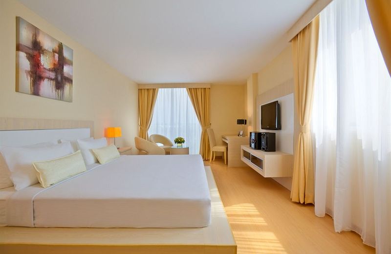 Jinhold Apartment Hotel