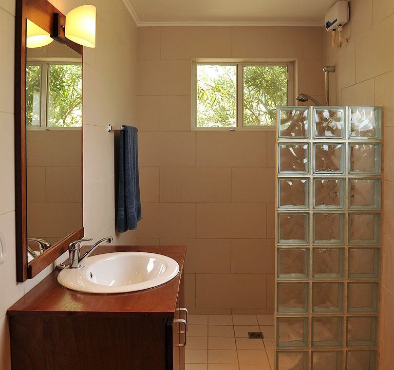 White Beach Apartments - Palm Beach