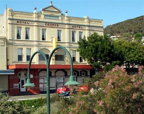 Six Degrees Boutique Hotel