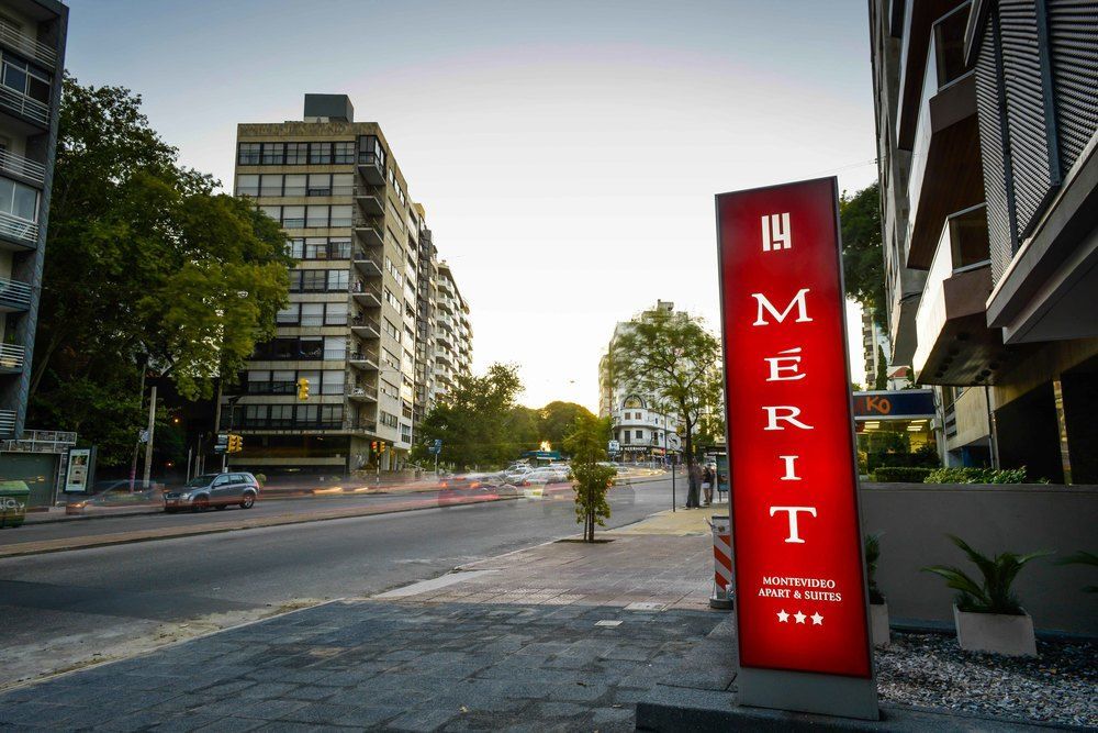 1.4 Mérit Montevideo Apart & Suites