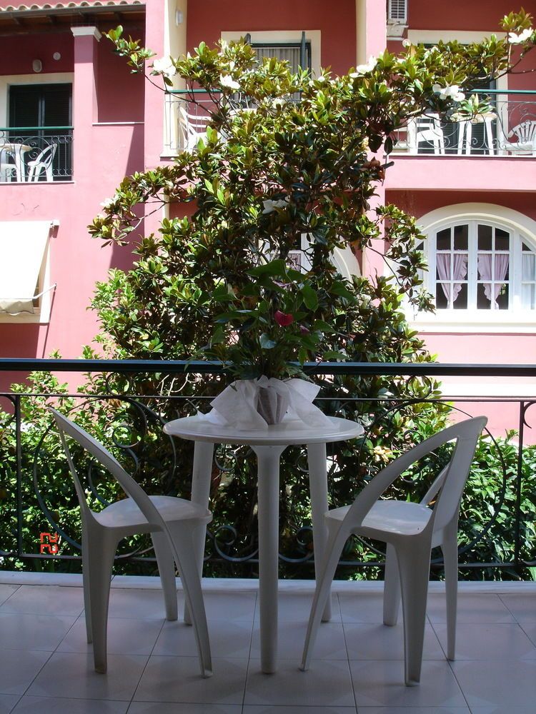 Outdoor Pictures 1