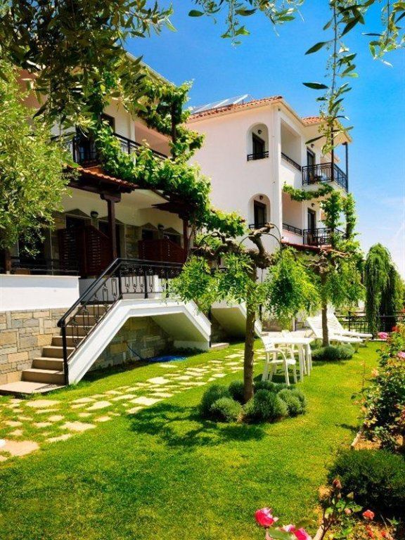 Outdoor Pictures 23