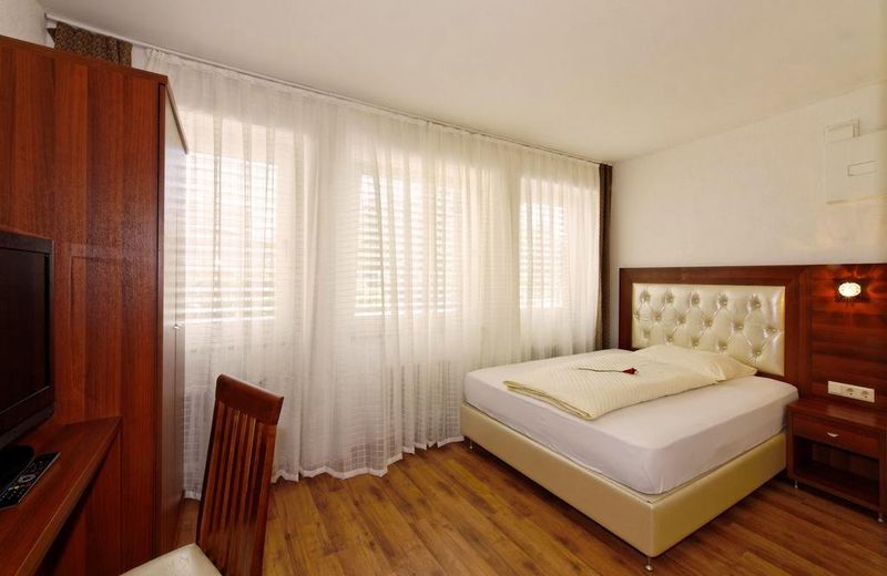ZUM ZIEL Hotel Grenzach-Wyhlen bei Basel