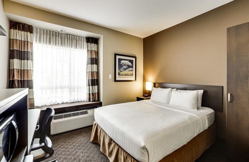 Microtel Inn & Suites by Wyndham Red Deer