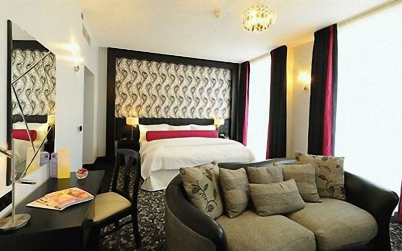 Hampton Hotel