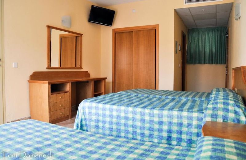 Hotel Iris