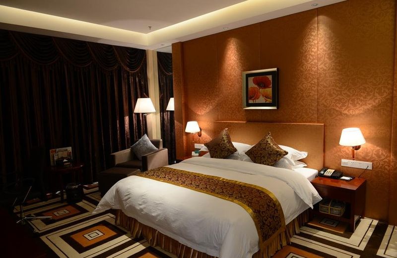Jianshi Yalong Hotel