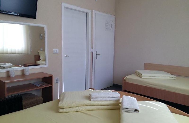 Garni Djerdan Hotel
