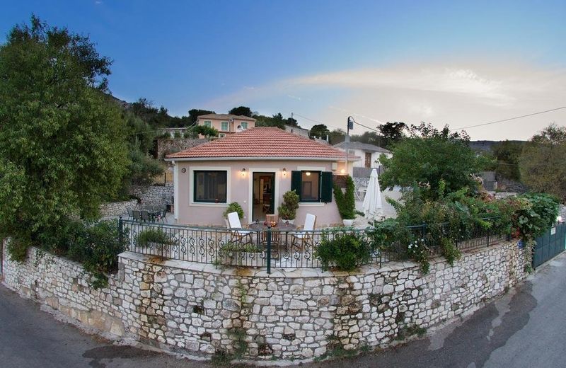 Avvisania Villa