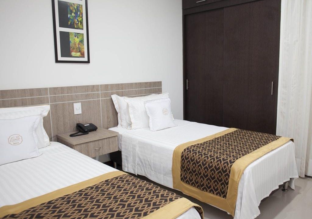 Hotel Cinco Monteria