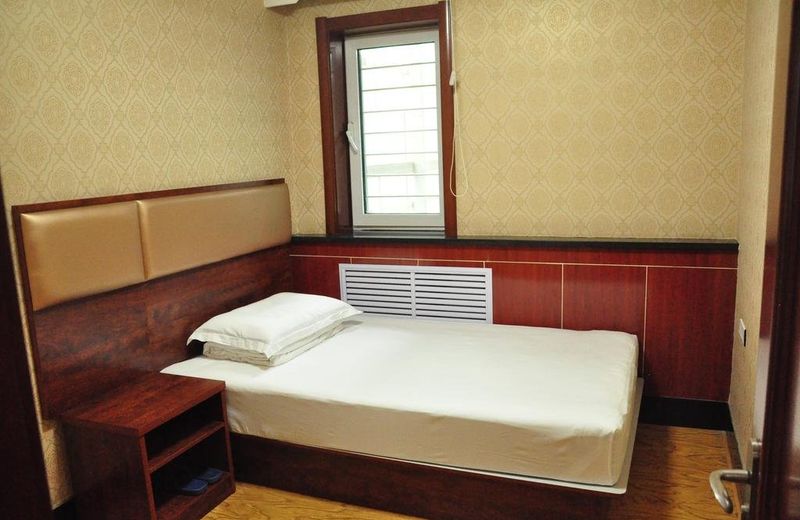 Nongji Business Hotel