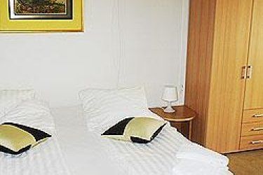 Domus Guesthouse
