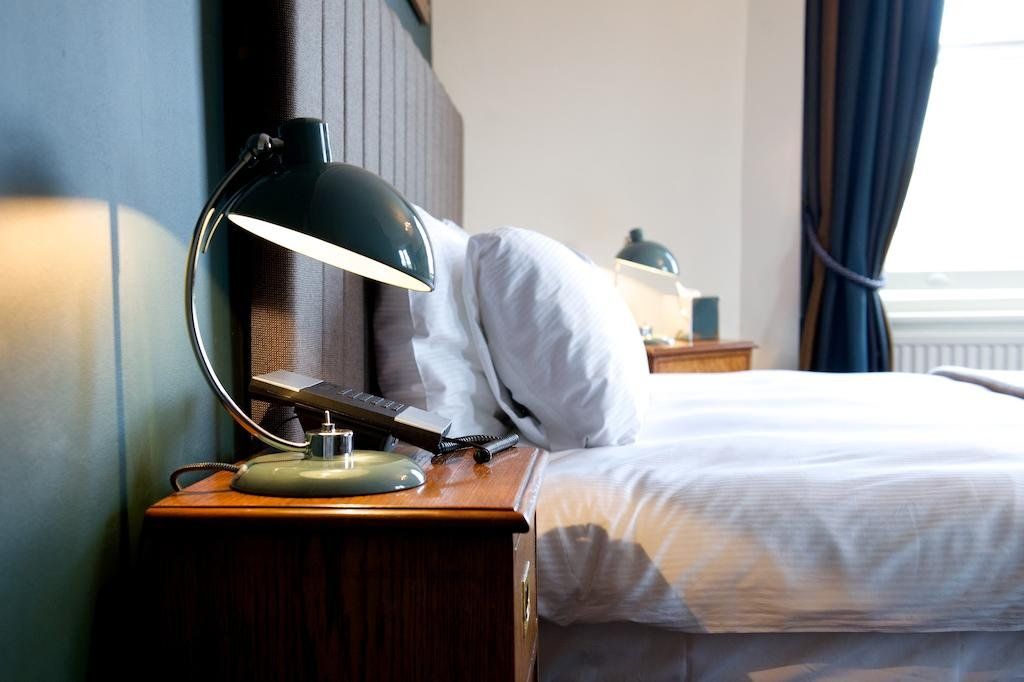 Kew Gardens Hotel