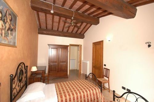 Azienda Massi - Agriturismo Macinatico1