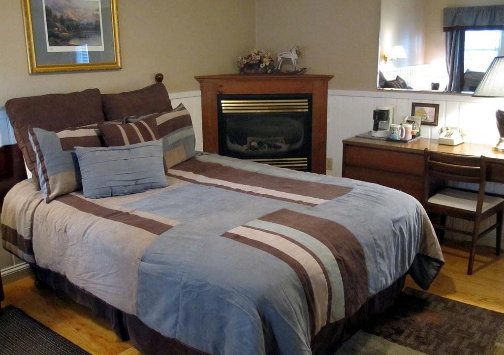 LAZY E MOTOR INN